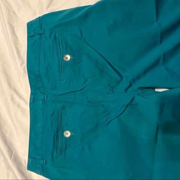 EUC Bandolino capris. Size 12. - Picture 8 of 8